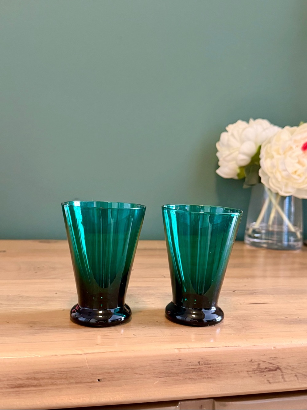 Colonial Williamsburg Emerald Tavern Glasses Set of 2 Hand Blown